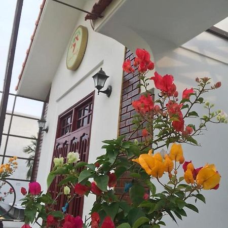 Seven Homestay Хюе Екстер'єр фото